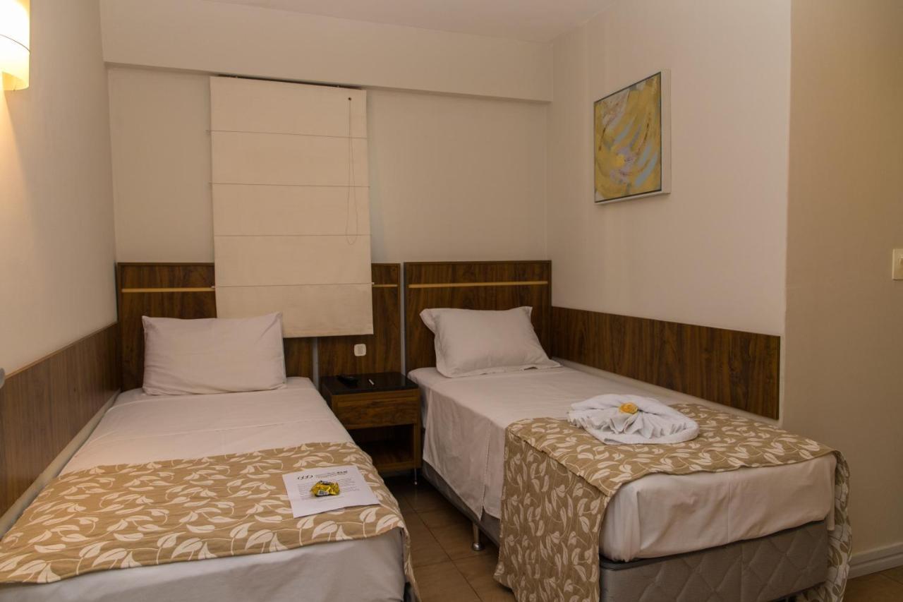 Elo Hotels Express Maringá Eksteriør billede