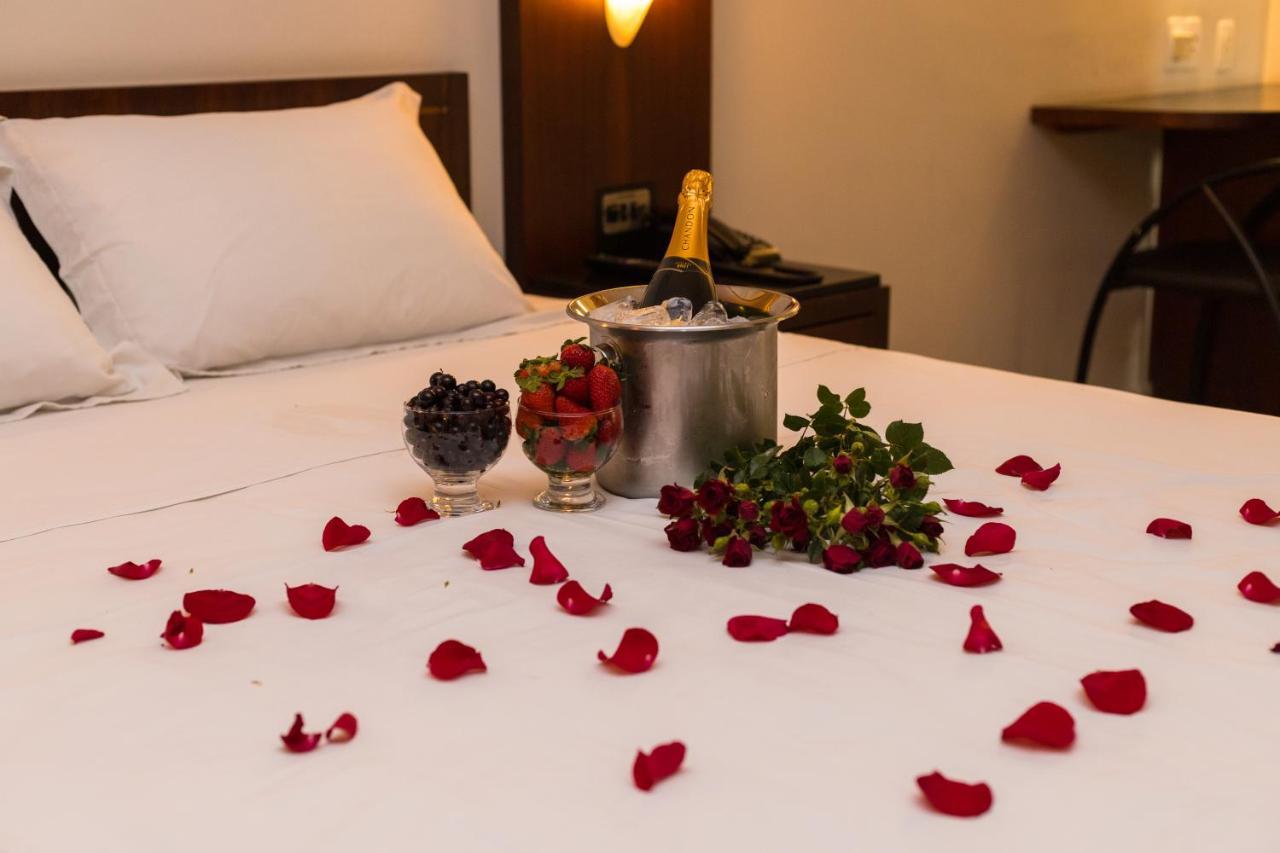 Elo Hotels Express Maringá Eksteriør billede